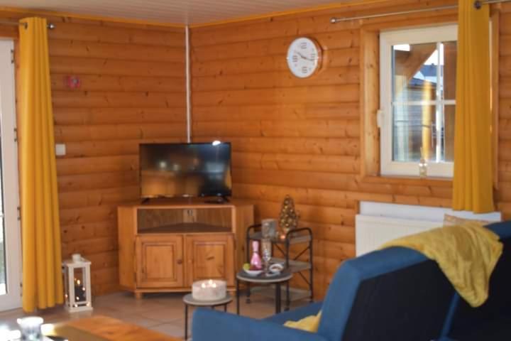 Gîte du cheval blanc d'Houmont Sainte-Ode Extérieur photo